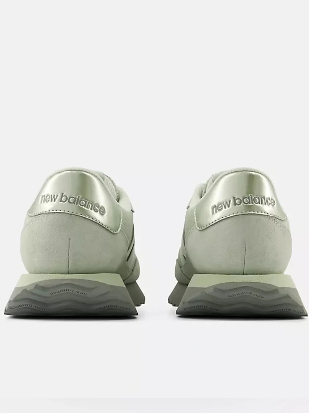 New Balance Women's Green 237 Suede Mesh Sneaker Silver Moss Bayberry 8 39 Retro